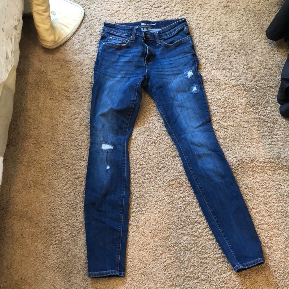 Gap size 26 regular distressed legging jean